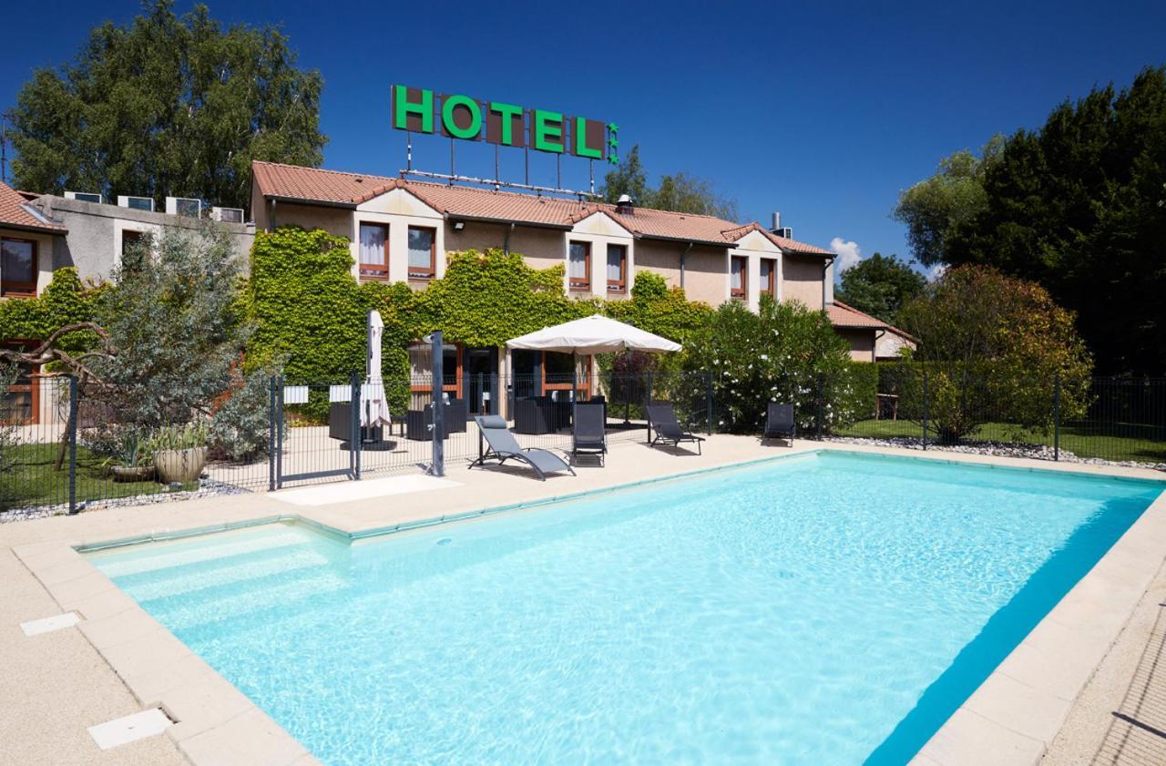 Logis Des Trois Massifs Hotel Claix  Buitenkant foto