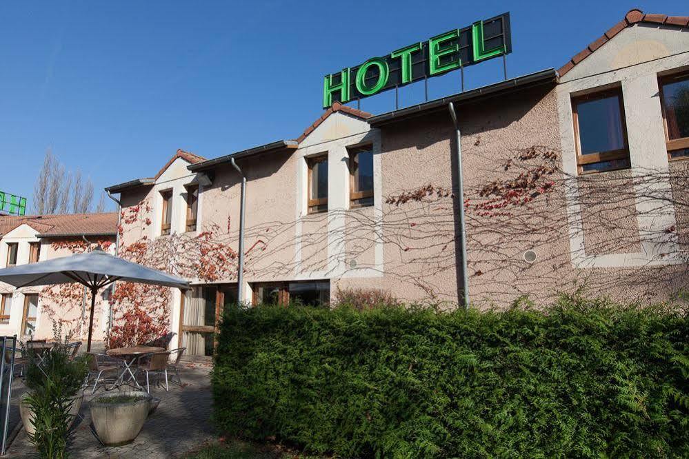 Logis Des Trois Massifs Hotel Claix  Buitenkant foto